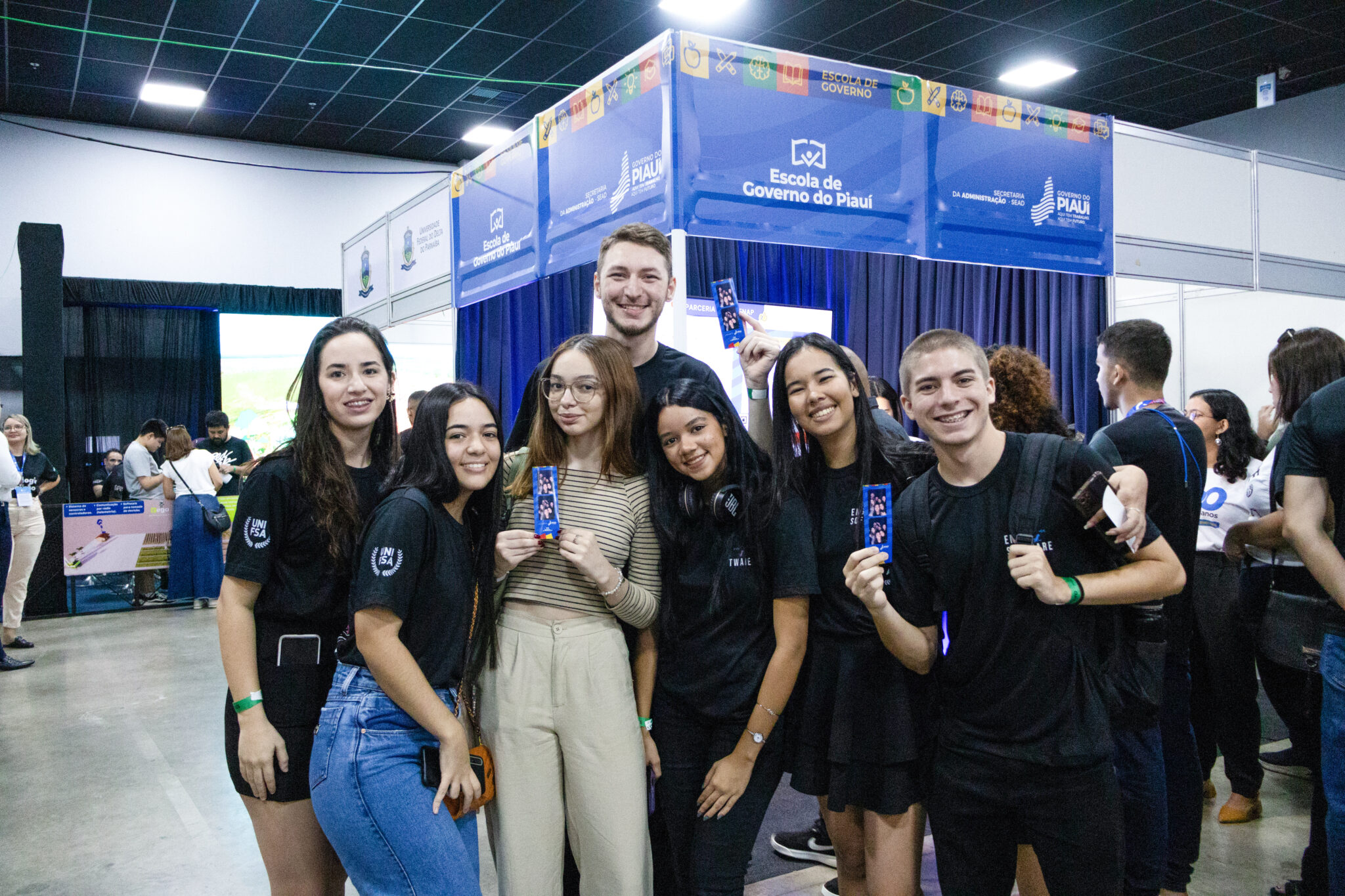 Escola de Governo atrai centenas de visitantes durante a Campus Party Weekend