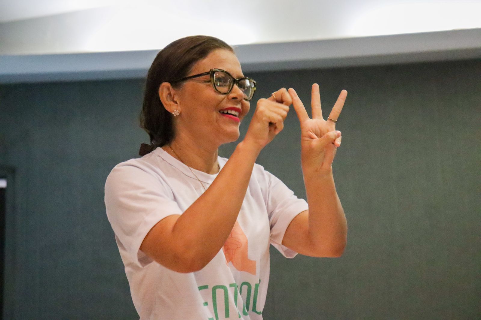 Programa Entenda Minhas Mãos é finalista do Prêmio Espírito Público