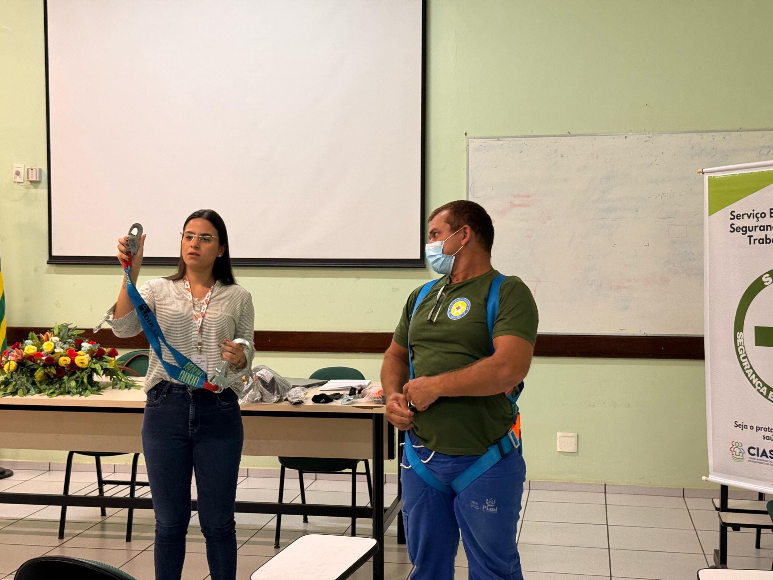Sead realiza treinamento para evitar acidentes de trabalho em altura