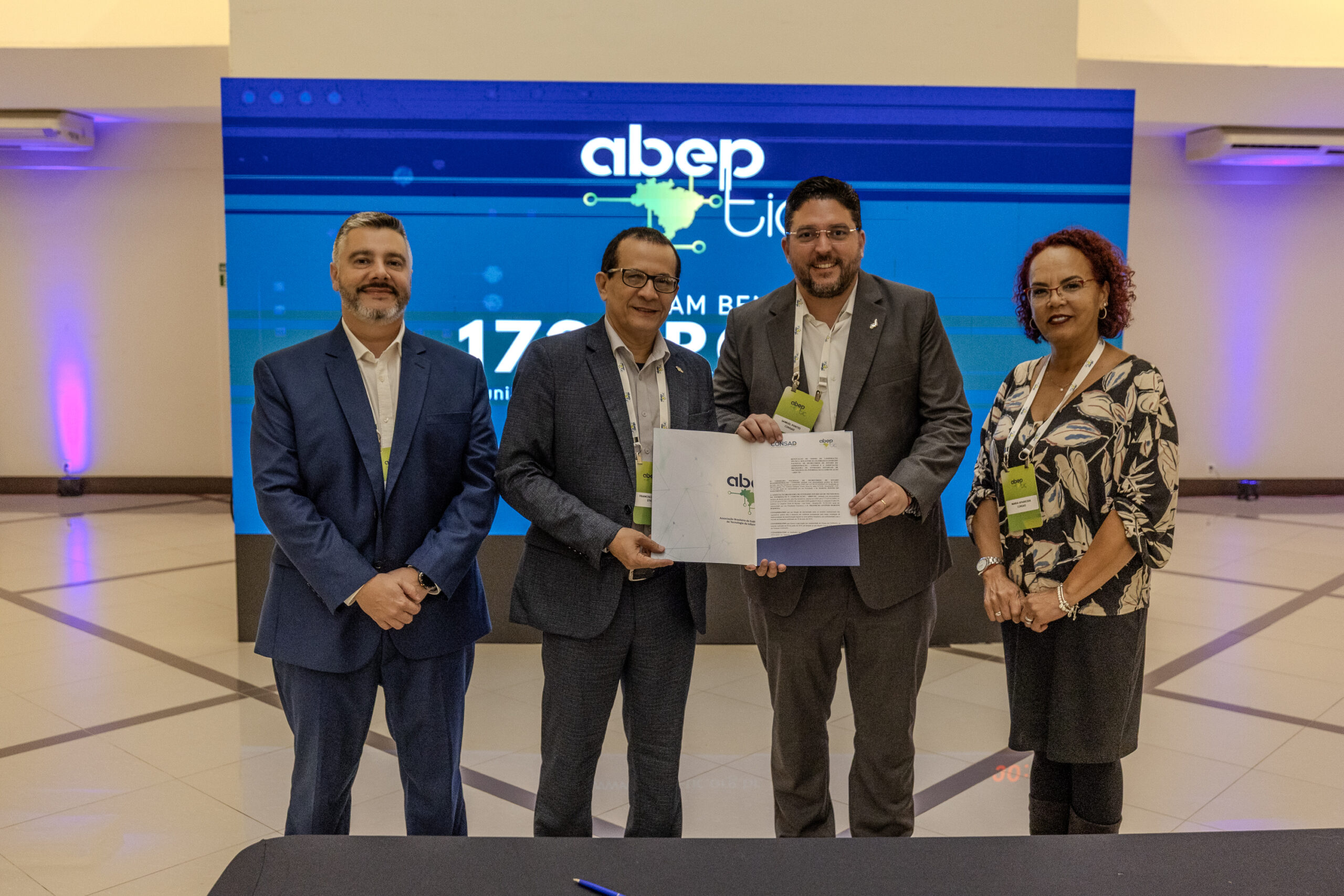 Secretário Samuel Nascimento renova parceria entre CONSAD e ABEP-TIC em evento nacional