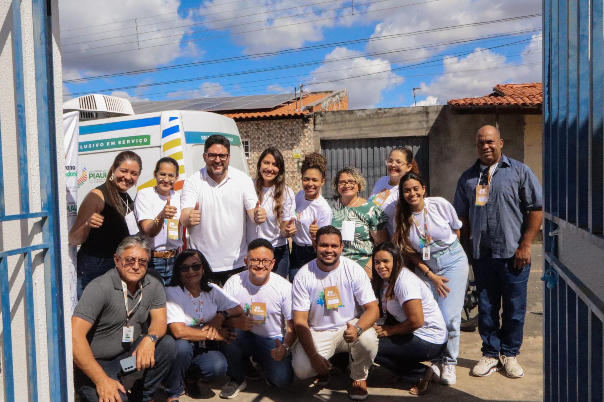 Caravana da Cidadania leva serviços essenciais ao Jacinta Andrade e fortalece vínculo com a população