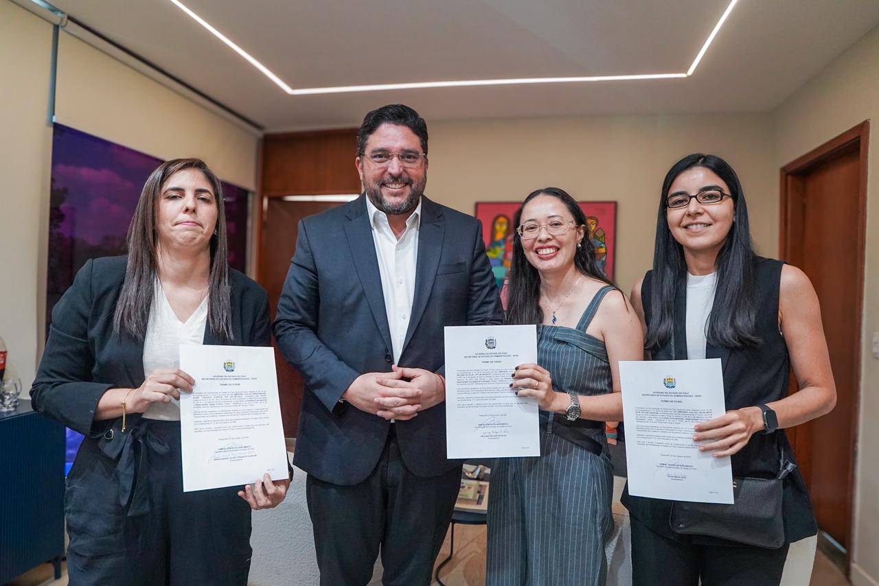 Sead empossa novos analistas governamentais para fortalecer gestão pública