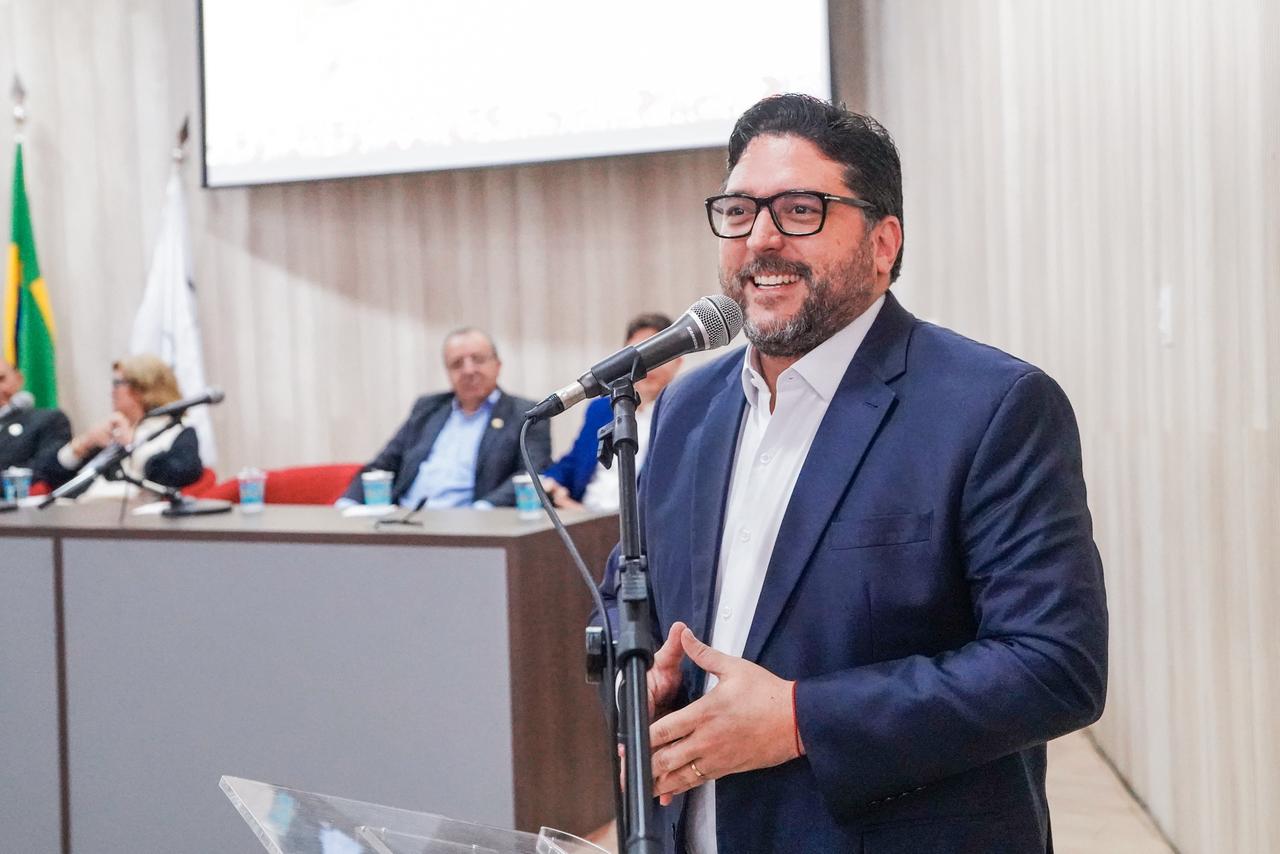 Seminário estadual promove debate sobre riscos das mudanças climáticas e saúde mental dos trabalhadores